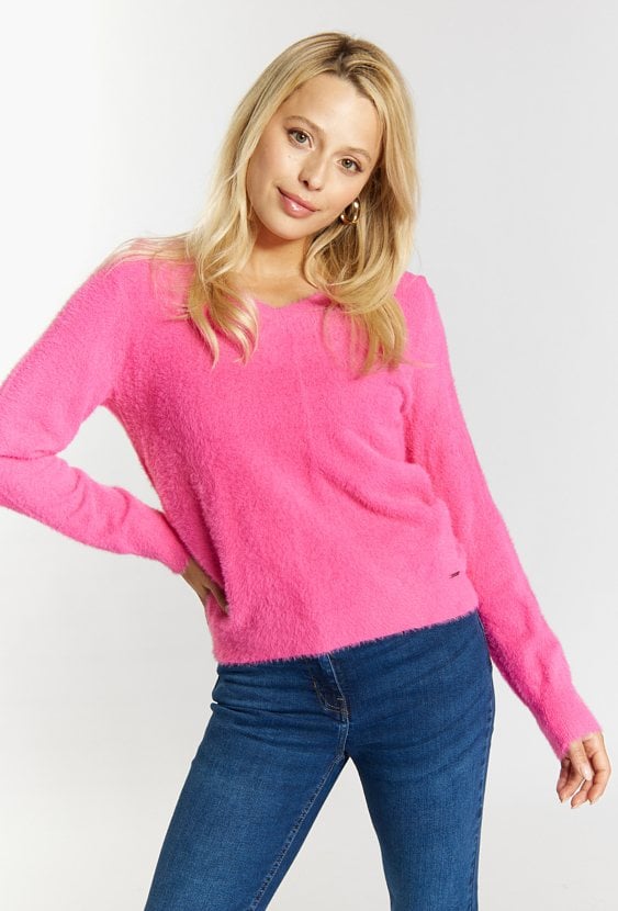 Sweter z krótkim włosiem