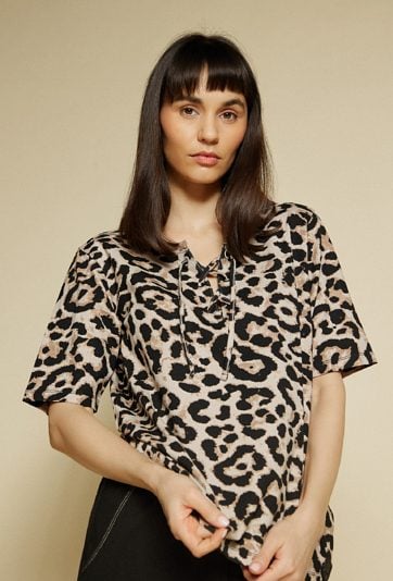 Wzorzysta koszulka od piżamy