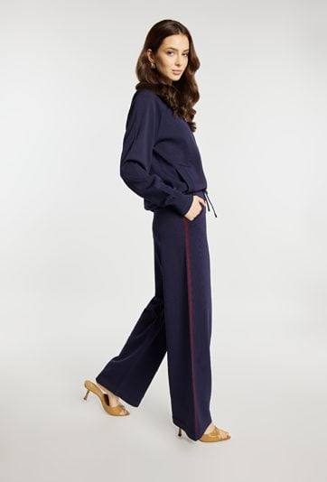 Luźne spodnie z wiązaniem