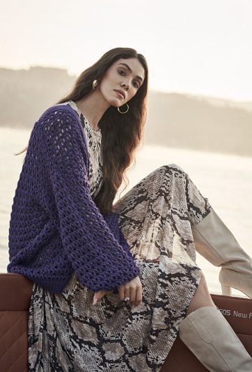 Ażurowy sweter damski