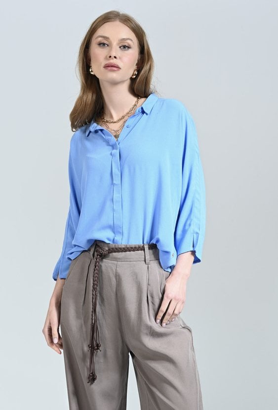 Błękitna koszula  z kołnierzem