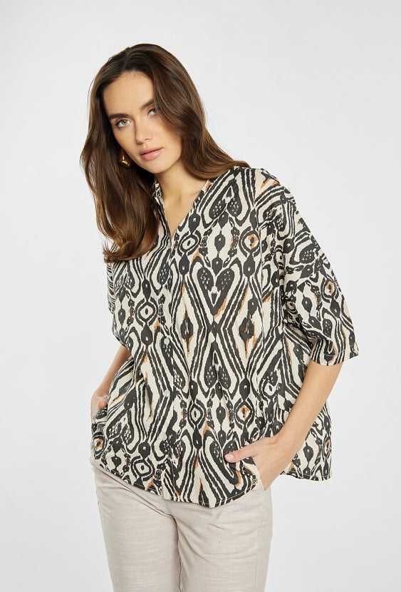 Wzorzysta bluzka
