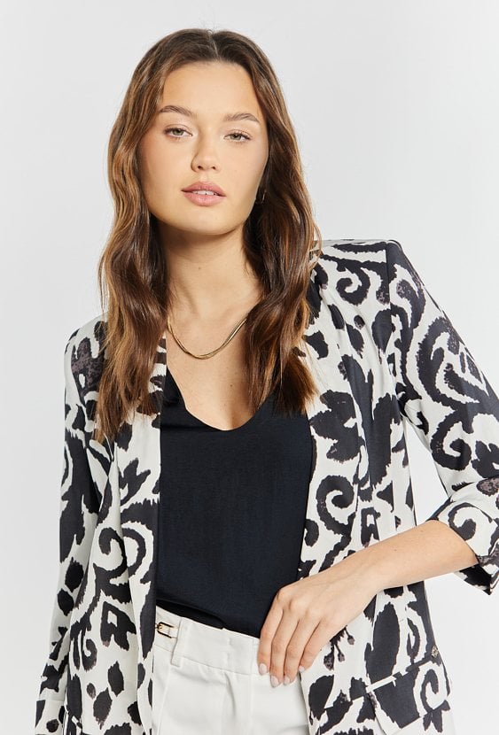 Dłuższa marynarka z wzorem