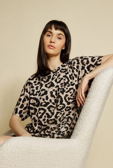 Wzorzysta koszulka od piżamy