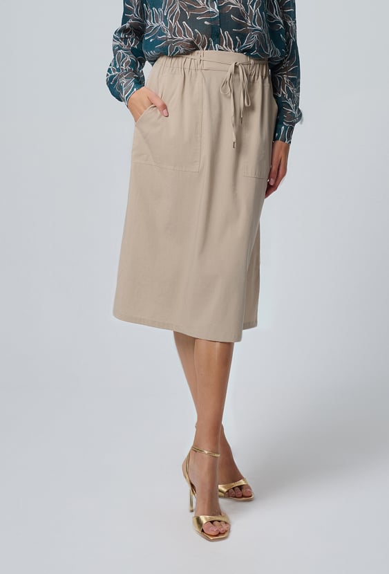 Wiskozowa spódnica z kieszeniami