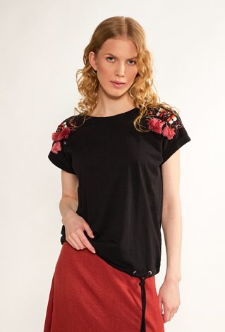 Bawełniany t-shirt ze zdobieniem na rękawach