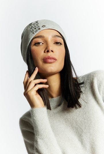 Czapka damska z dodatkiem wełny