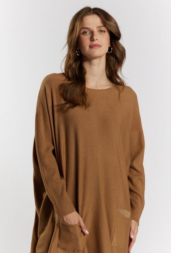 Sweter damski z kieszonkami