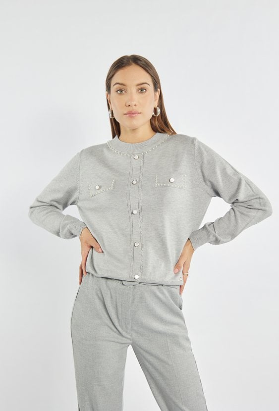 Sweter damski z aplikacjami