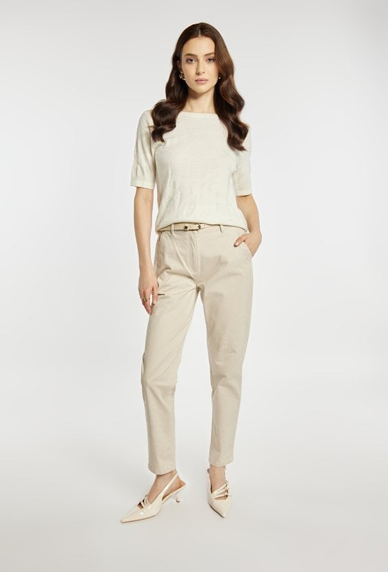 Spodnie z delikatnym wzorem