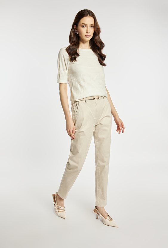 Spodnie z delikatnym wzorem