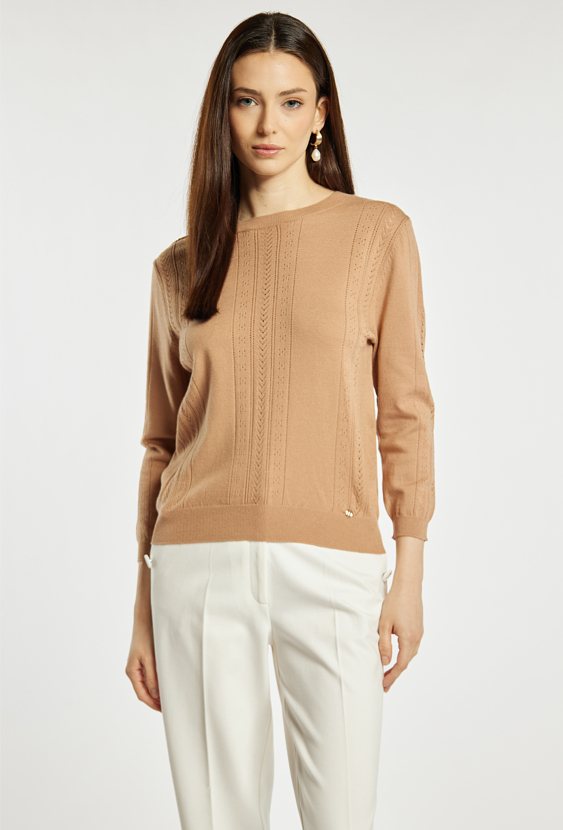 Sweter damski z ażurowym wzorem