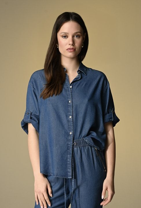 Dżinsowa koszula wykonana z layocellu