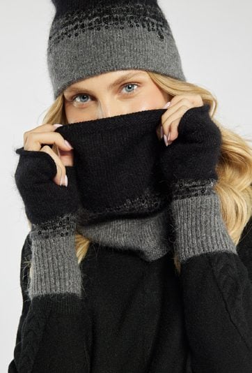 Dwukolorowy szalik z cekinami