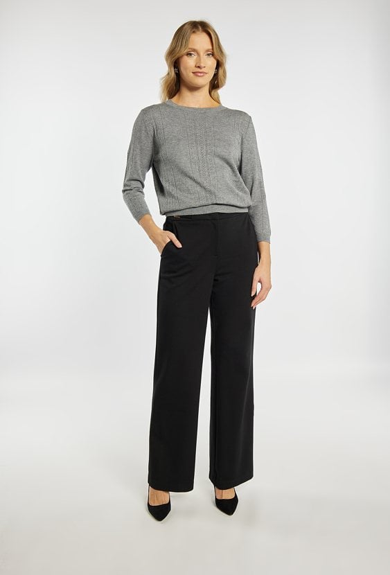 Sweter damski z ażurowym wzorem