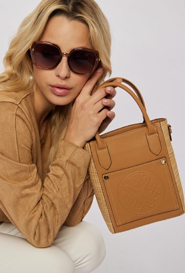 Mała torba damska typu koszyk