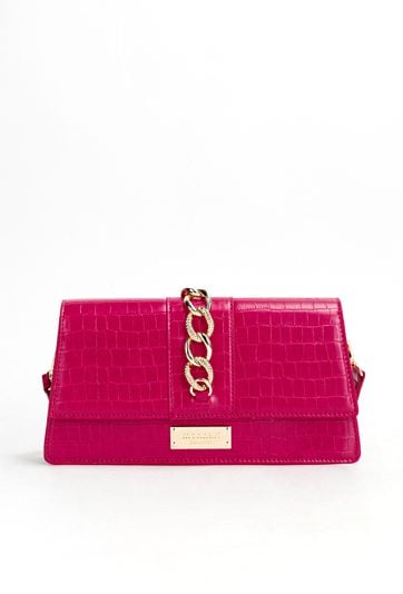 Kuferek z ozdobną aplikacją