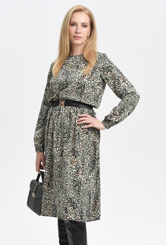 Satynowa sukienka w zwierzęcy print