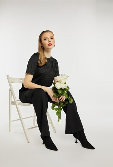 Elegancka bluzka na krótki rękaw