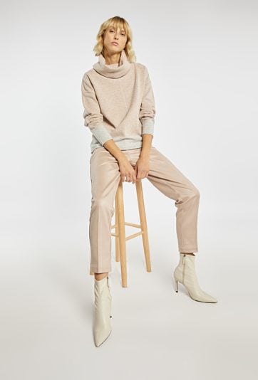 Sweter damski z wełną