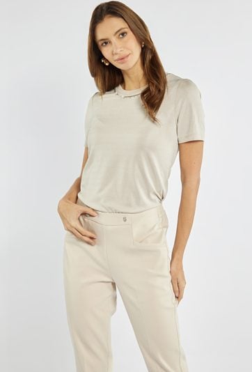 Elegancka bluzka z aplikacjami