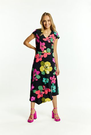 Sukienka z kwiatowym wzorem