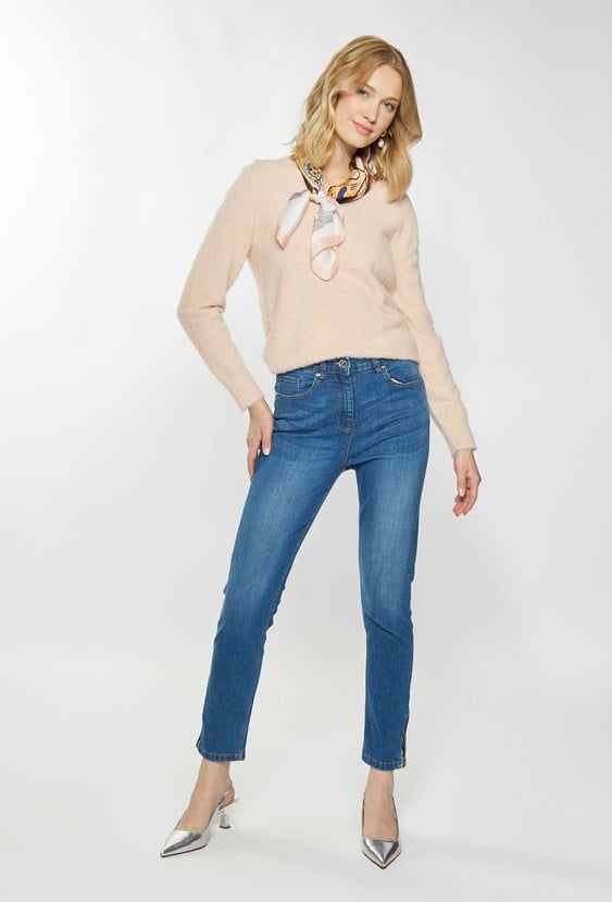 Sweter z krótkim włosiem