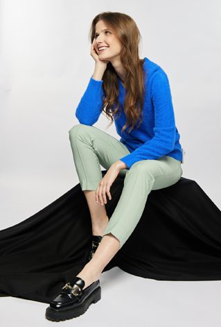 Sweter z krótkim włosiem