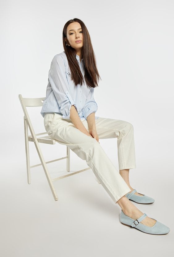 Spodnie damskie z paskiem