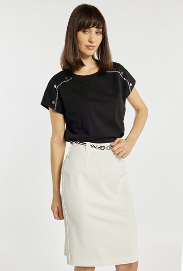 Bluzka z aplikacjami na rękawach