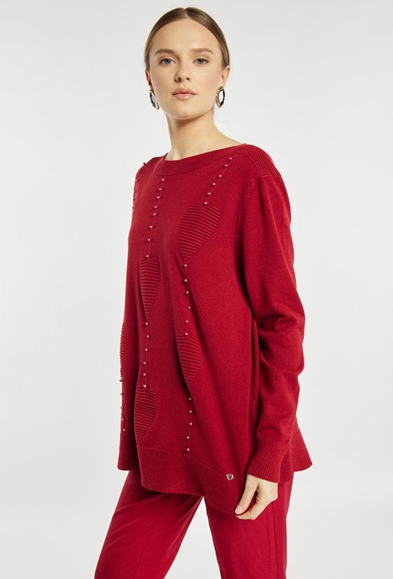 Sweter z koralikami