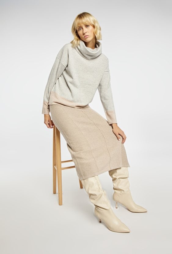 Sweter damski z wełną