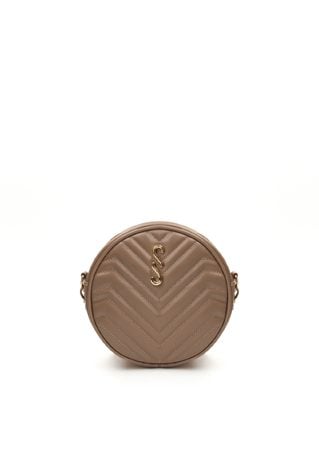 Kuferek damski o ciekawym kształcie