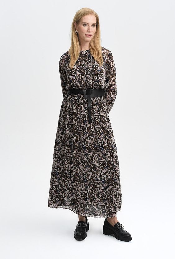 Maxi sukienka w ciekawy wzór