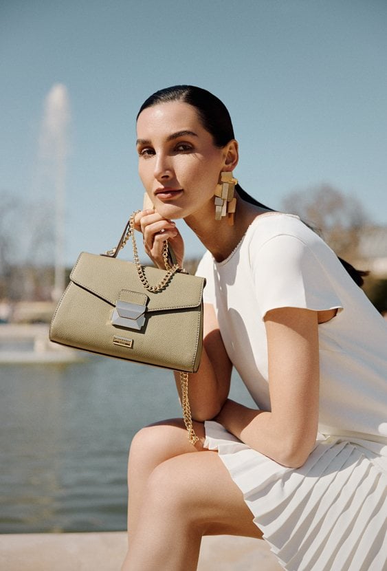 Torba damska z łańcuszkowym paskiem