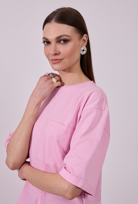 Luźny T-shirt damski