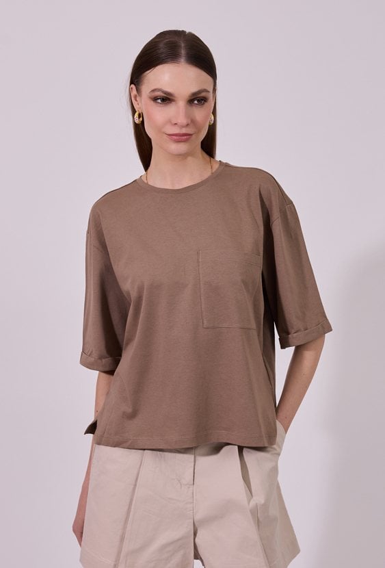 Luźny T-shirt damski