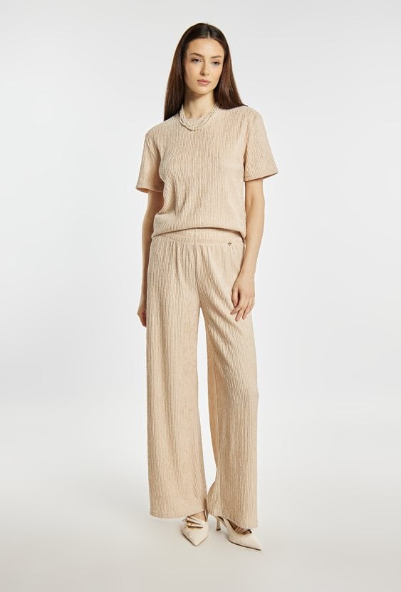 Luźne spodnie z marszczeniem