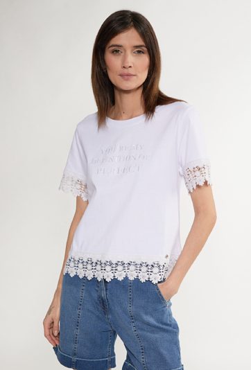 T-shirt damski z koronką