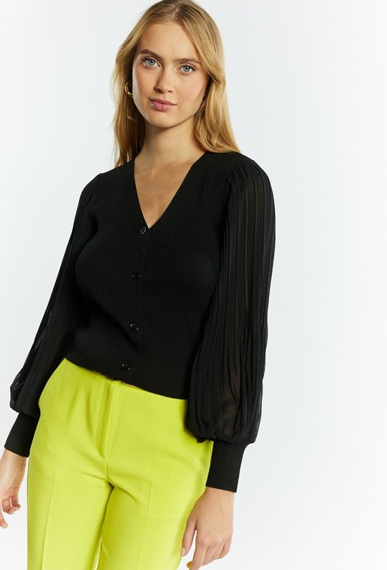 Sweter damski z bufiastymi rękawami