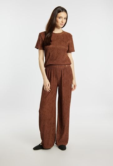 Luźne spodnie z marszczeniem