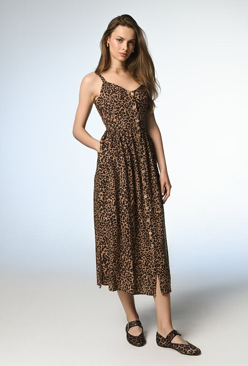 Letnia sukienka w panterkę z wiskozy i lnu