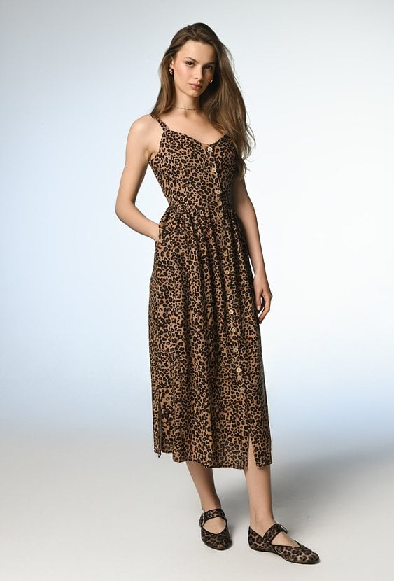 Letnia sukienka w panterkę z wiskozy i lnu