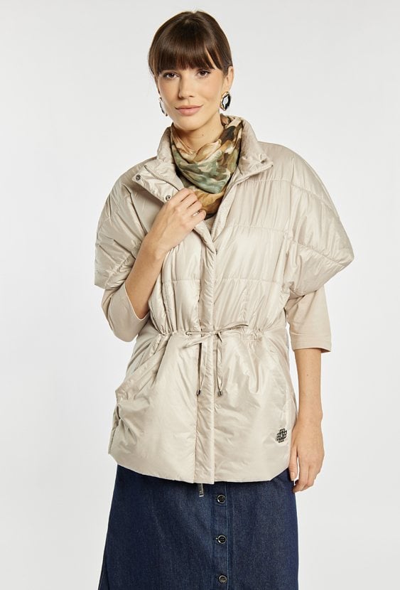 Luźna kamizelka na wiosnę