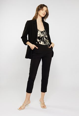 Materiałowe spodnie ze zwężanymi nogawkami