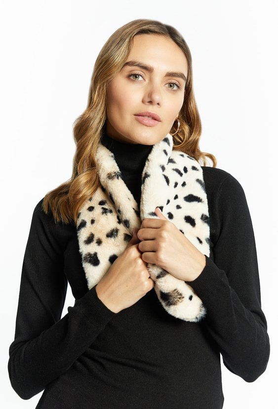 Krótki szal z motywem zwierzęcym