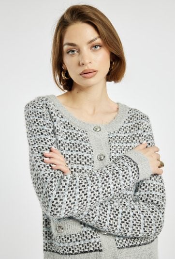 Sweter z krótkim włosiem