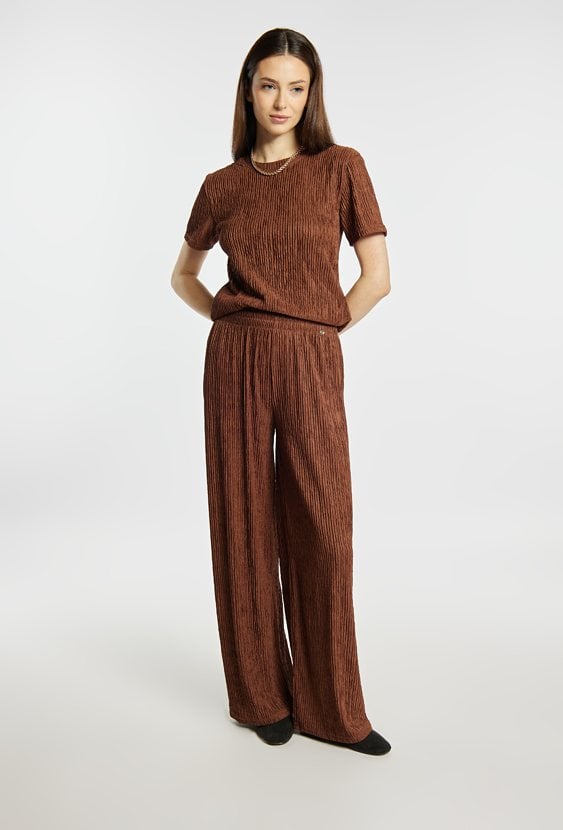 T-shirt damski z marszczeniami