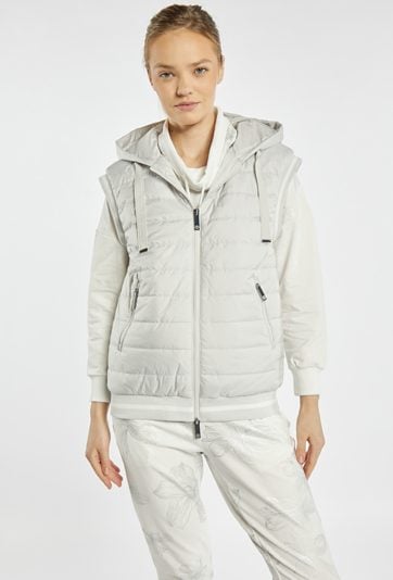 Kamizelka z kapturem