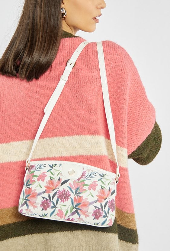 Torebka z kwiatowym wzorem